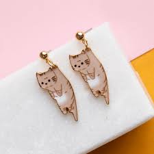 The Ultimate Guide to Cat Earrings: Styles, Tips, and FAQs